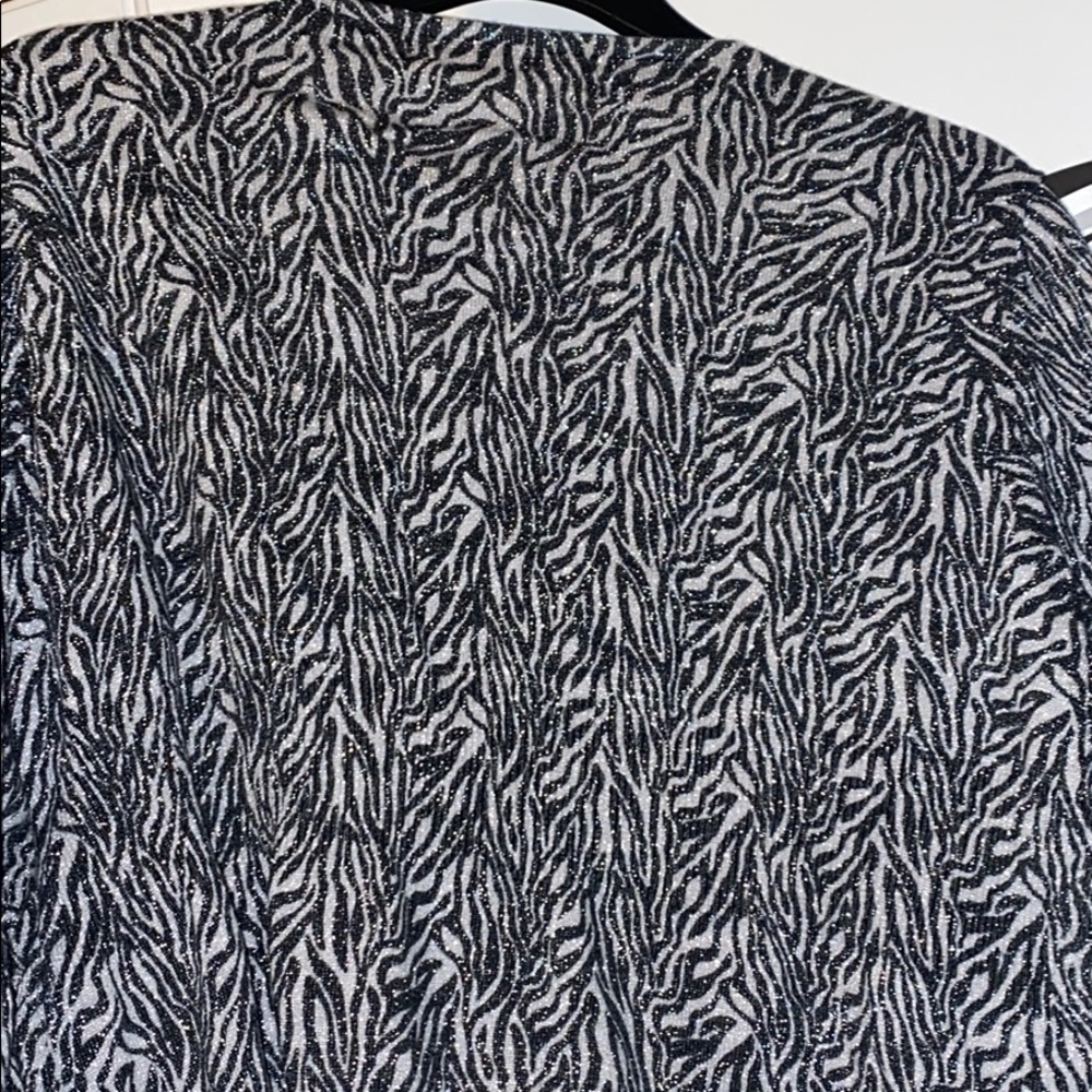 Zebra shrug - Picture 4 of 4